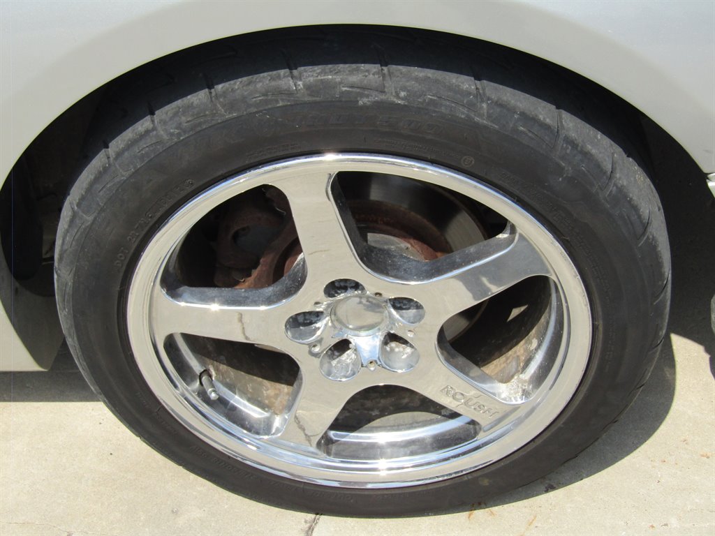 2006 Ford Mustang - $17,995