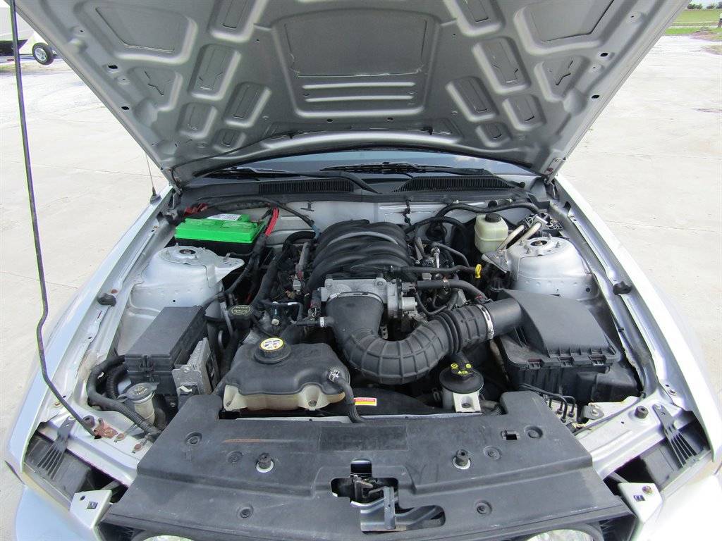 2006 Ford Mustang - $17,995