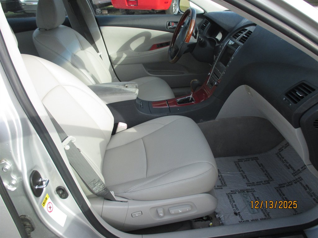 2008 Lexus ES - $10,995