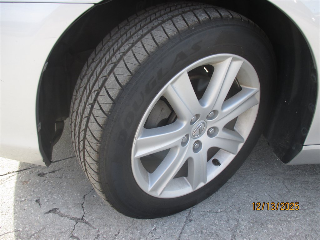 2008 Lexus ES - $10,995
