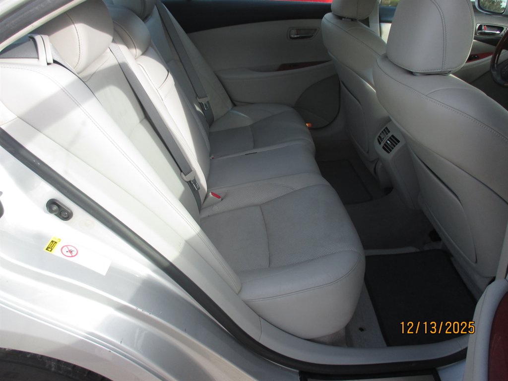 2008 Lexus ES - $10,995