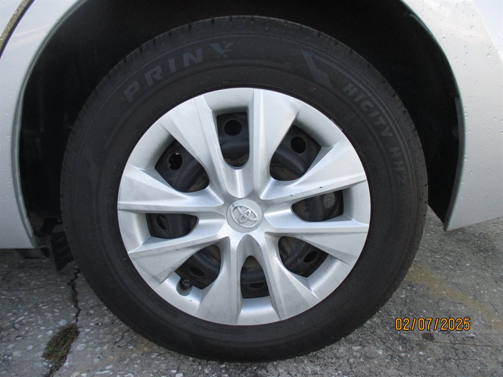 2015 Toyota Corolla - $11,995