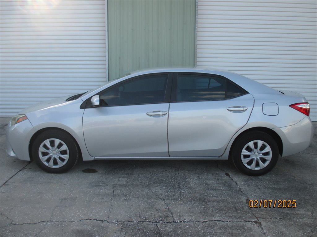 2015 Toyota Corolla - $11,995