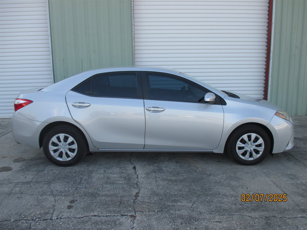 2015 Toyota Corolla - $11,995