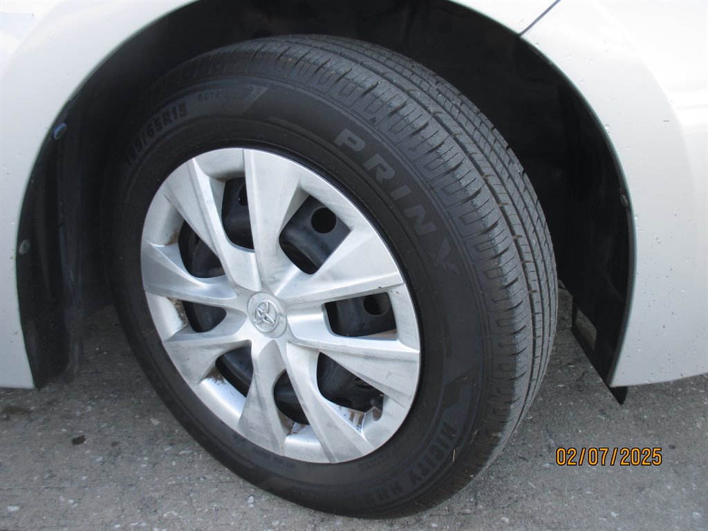 2015 Toyota Corolla - $11,995