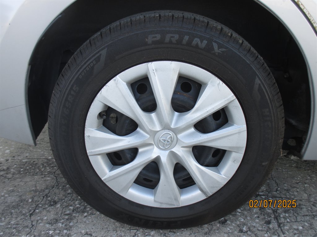 2015 Toyota Corolla - $11,995