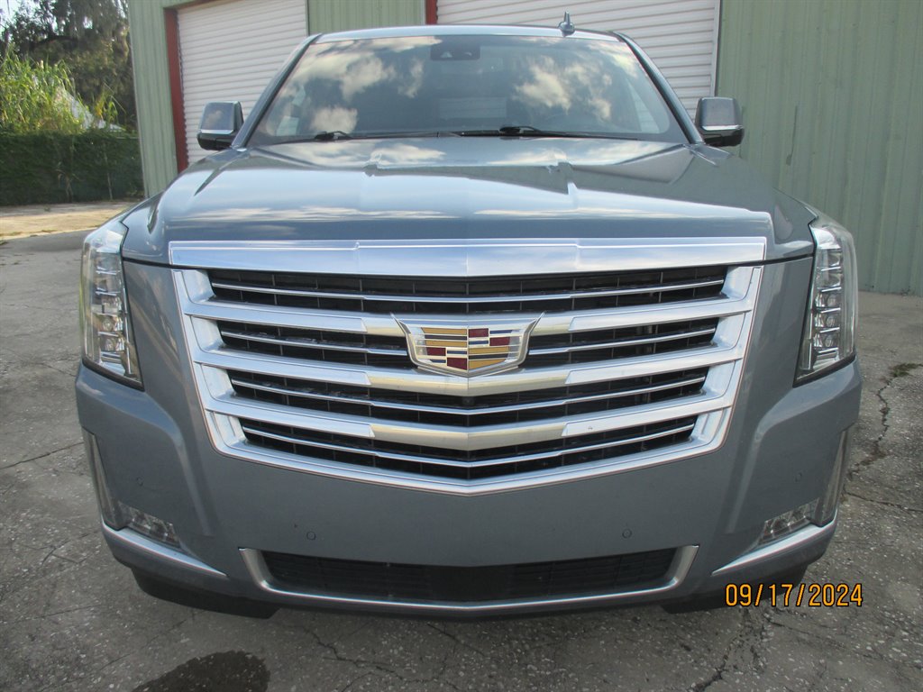 2016 Cadillac Escalade ESV Platinum photo
