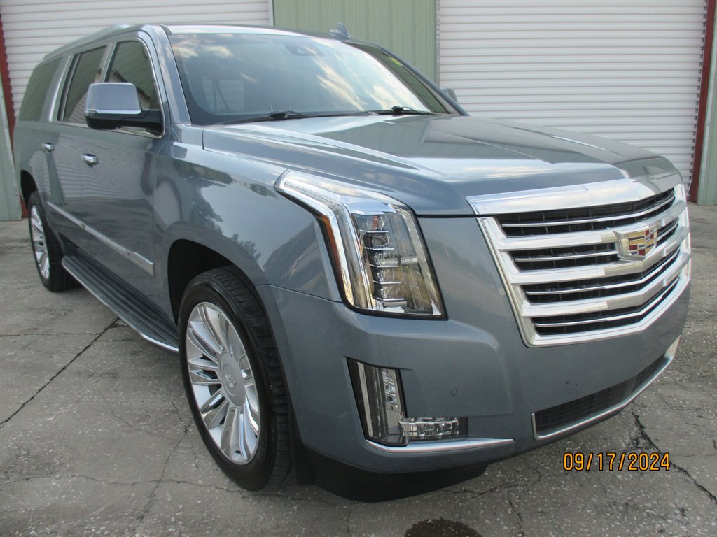 2016 Cadillac Escalade ESV Platinum photo