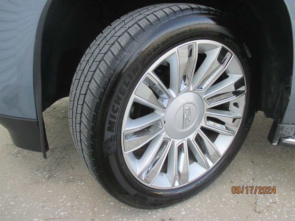 2016 Cadillac Escalade ESV Platinum photo