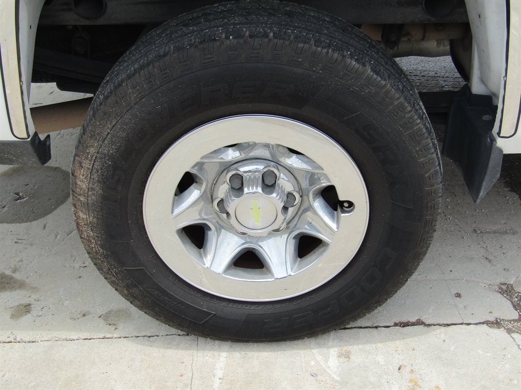 2014 Chevrolet Silverado 1500 - $19,895