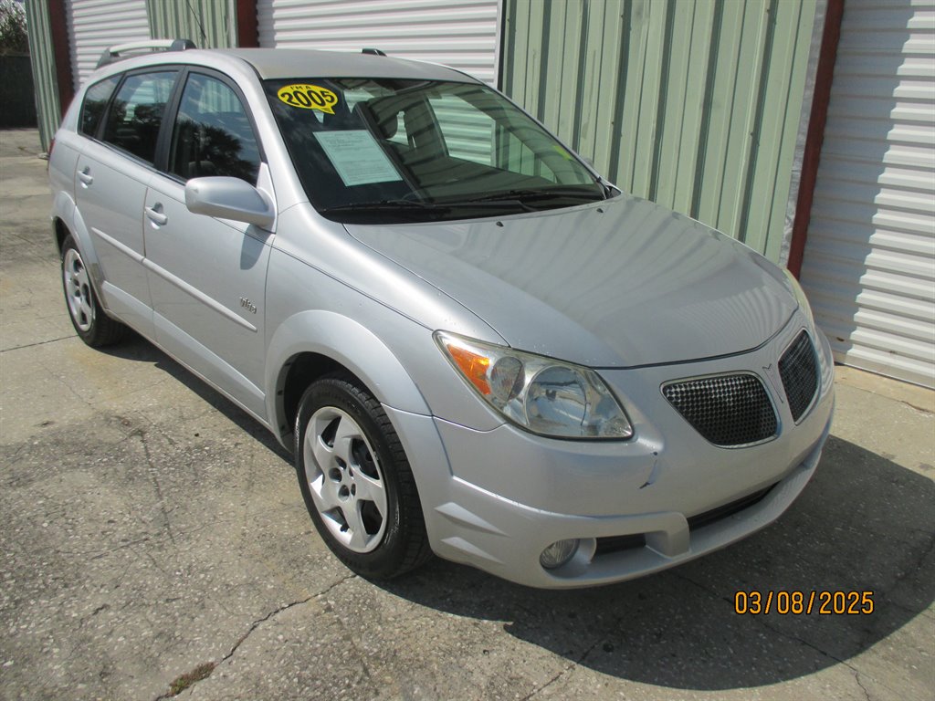 2005 Pontiac Vibe photo
