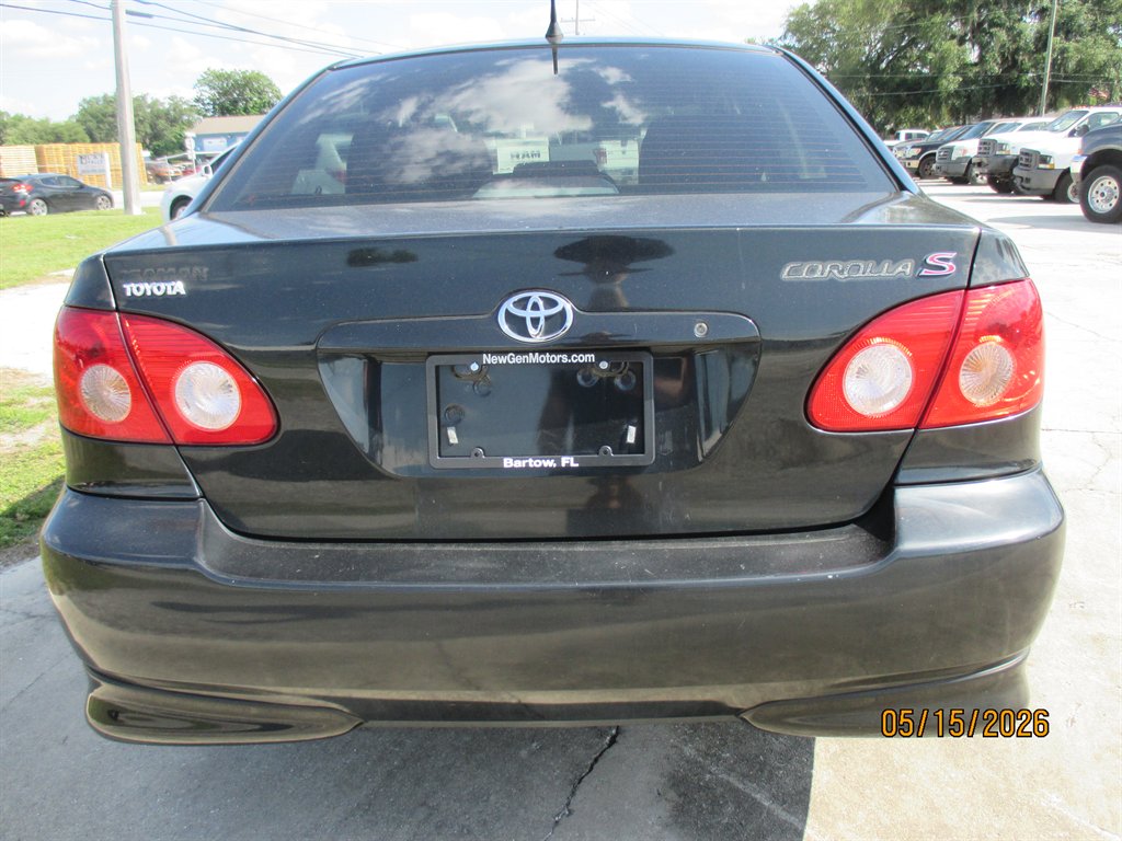2005 Toyota Corolla - $10,995