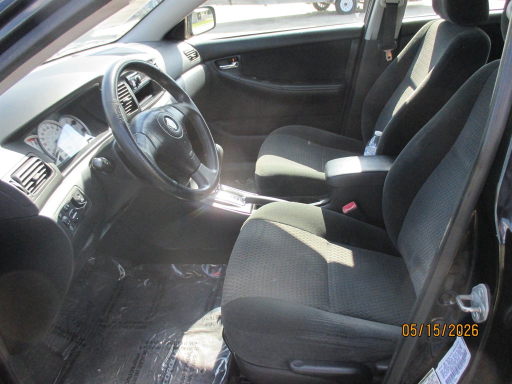 2005 Toyota Corolla - $10,995