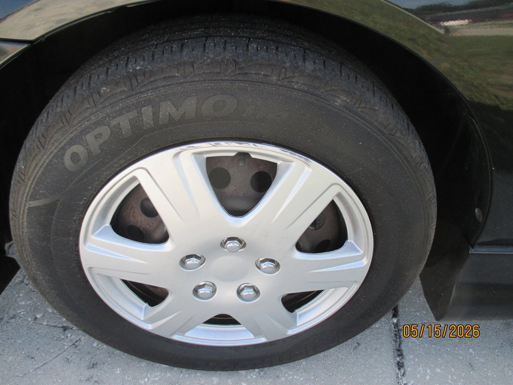 2005 Toyota Corolla - $10,995
