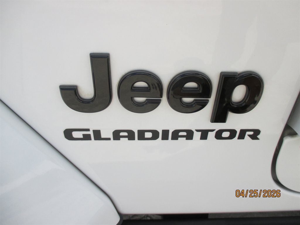 2021 Jeep Gladiator - $35,995