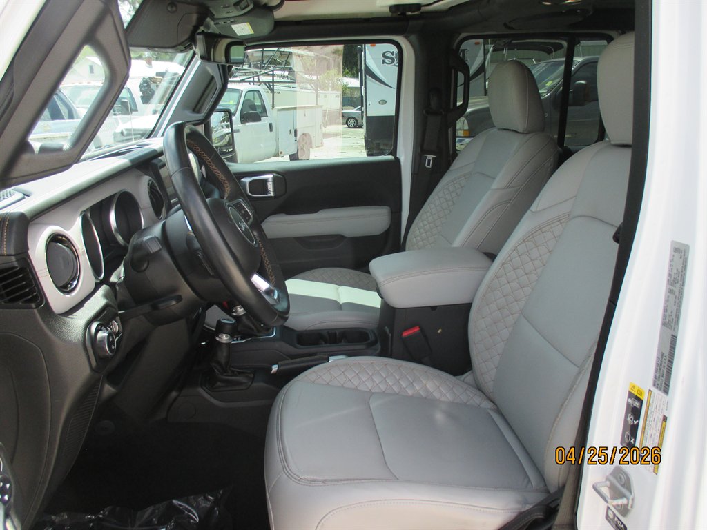 2021 Jeep Gladiator - $35,995