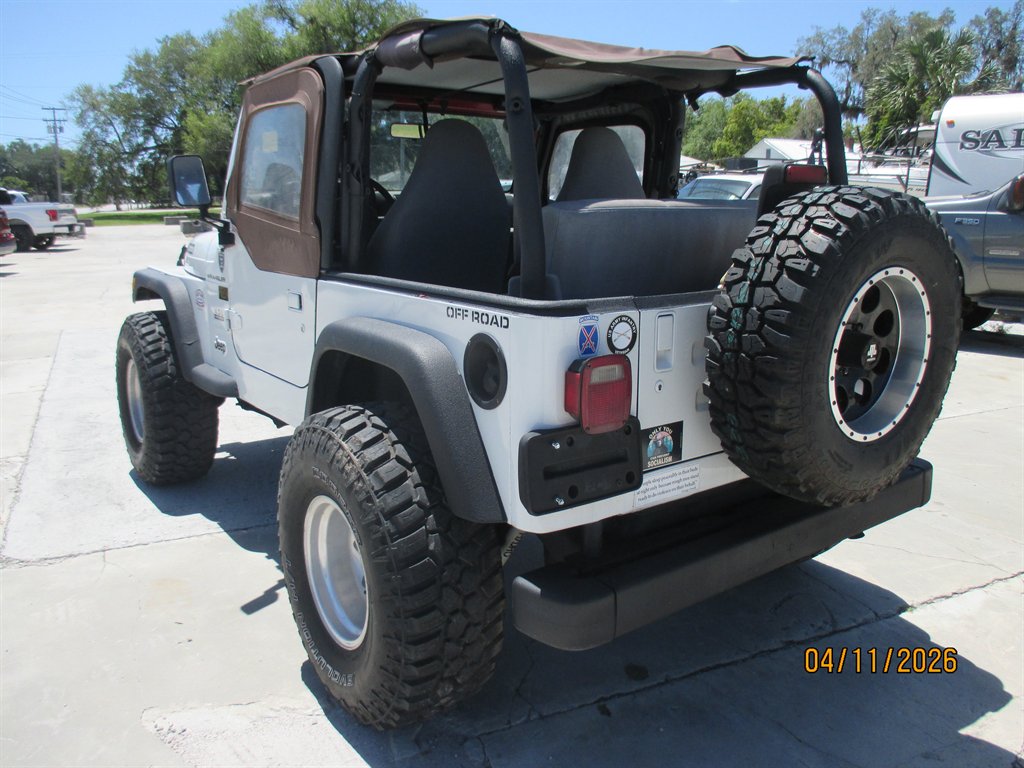1998 Jeep Wrangler - $10,995