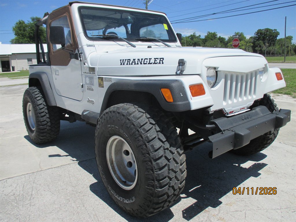 1998 Jeep Wrangler - $10,995