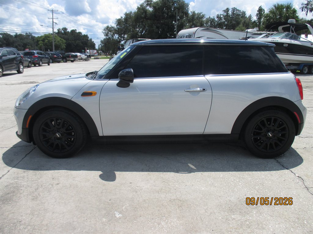 2015 MINI Hardtop - $10,895