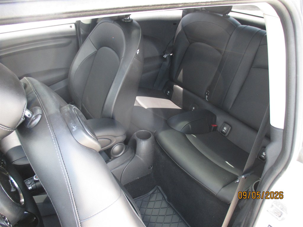2015 MINI Hardtop - $10,895