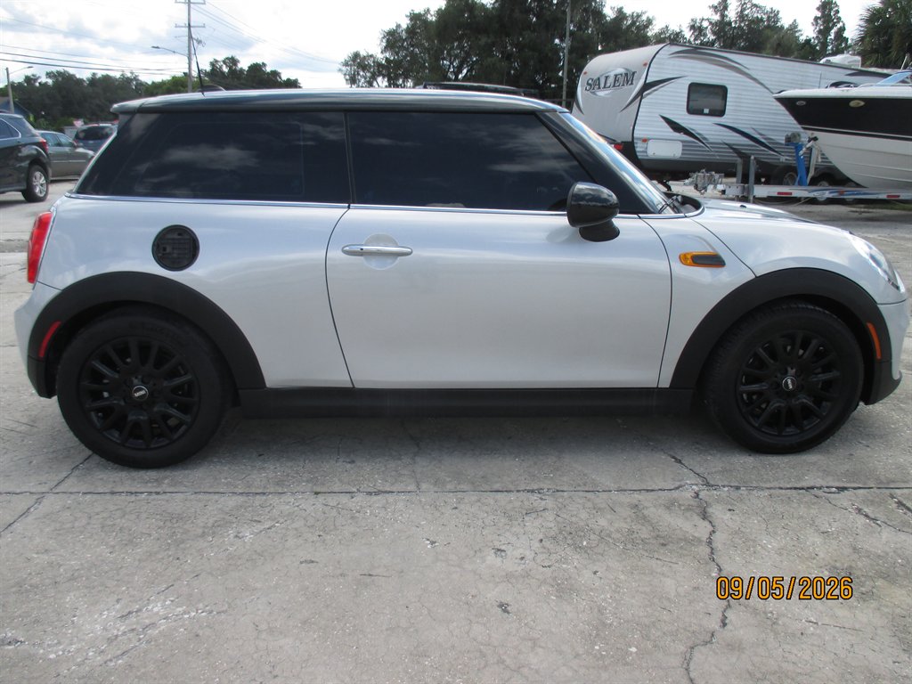 2015 MINI Hardtop - $10,895