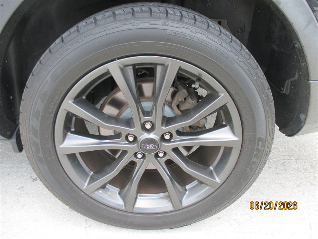 2018 Ford Explorer - $18,995