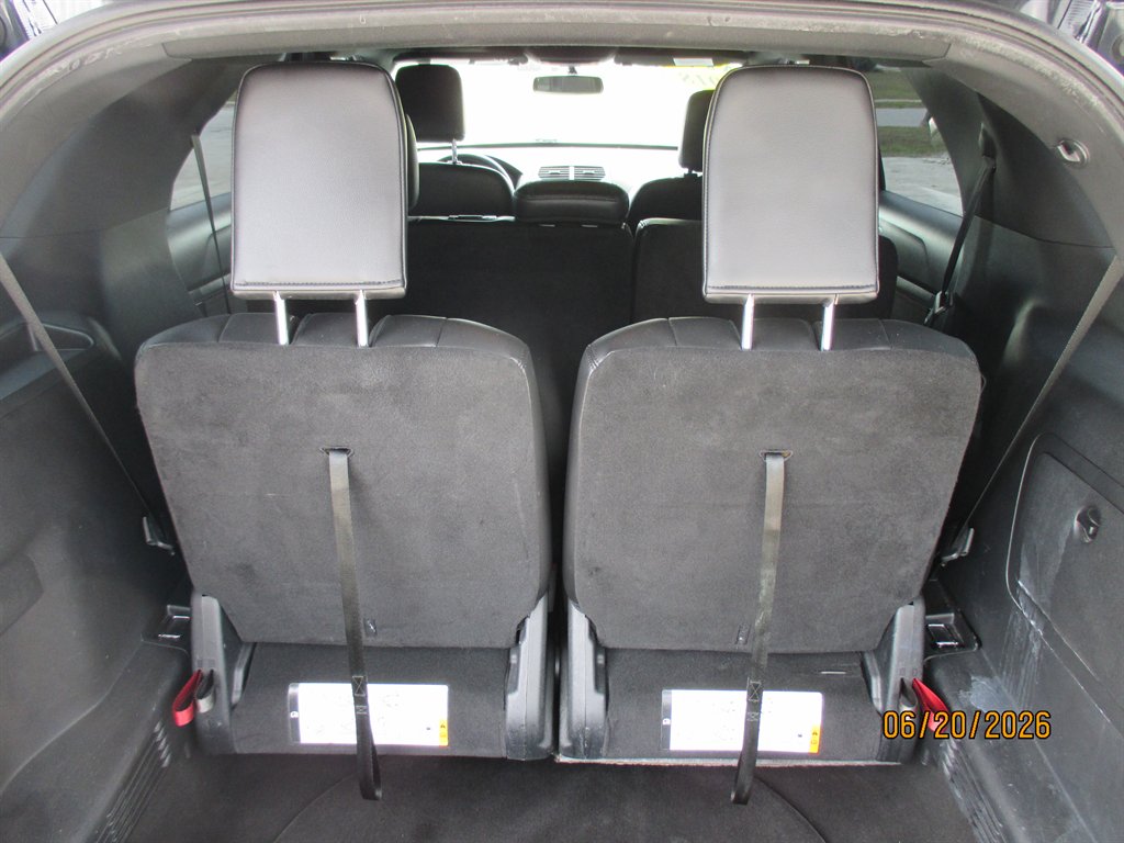 2018 Ford Explorer - $18,995