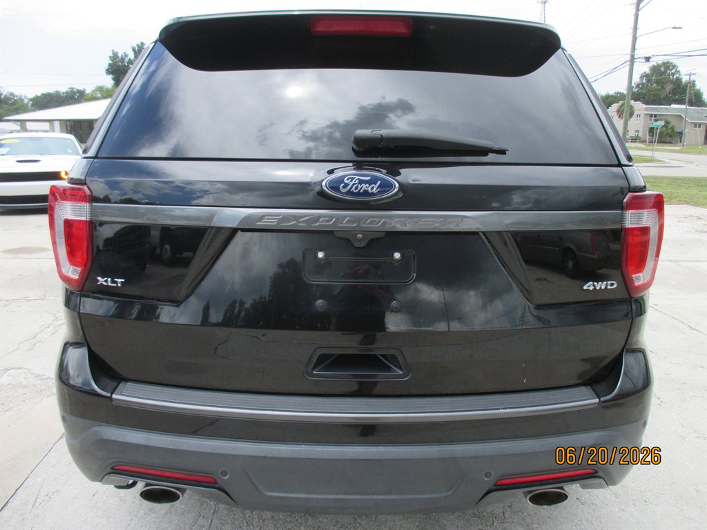 2018 Ford Explorer - $18,995
