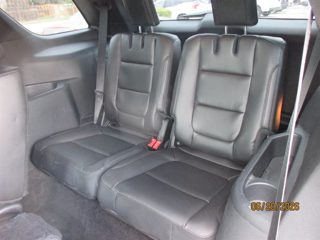2018 Ford Explorer - $18,995