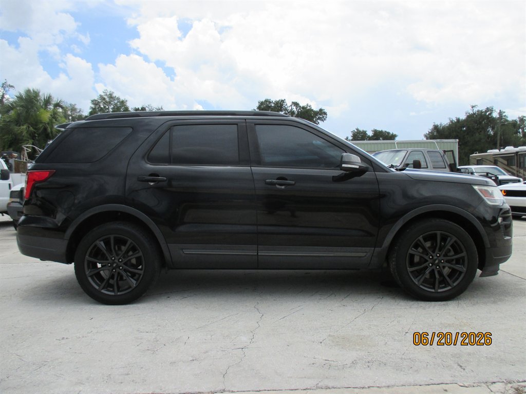 2018 Ford Explorer - $18,995