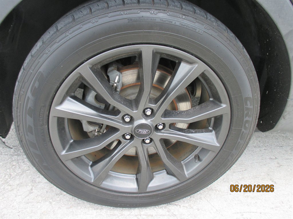 2018 Ford Explorer - $18,995