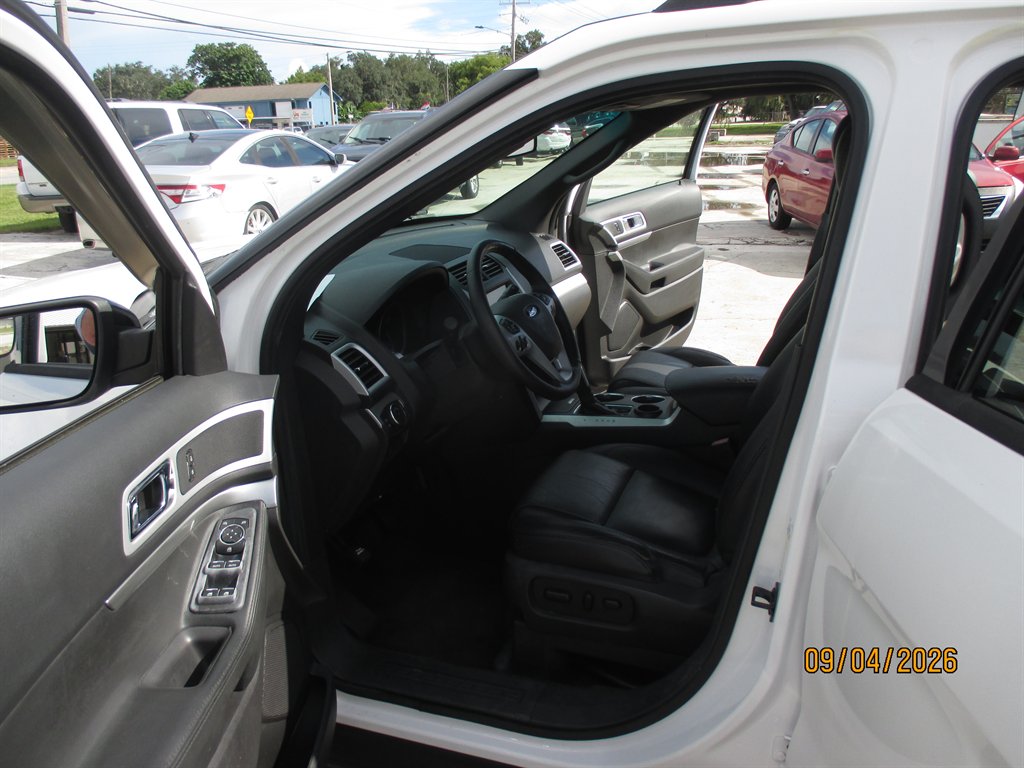 2013 Ford Explorer - $12,895