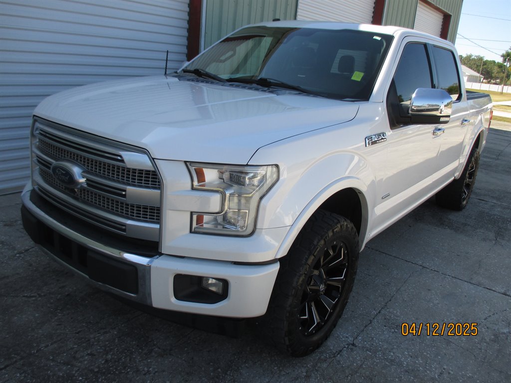 2017 Ford F150 Platinum photo