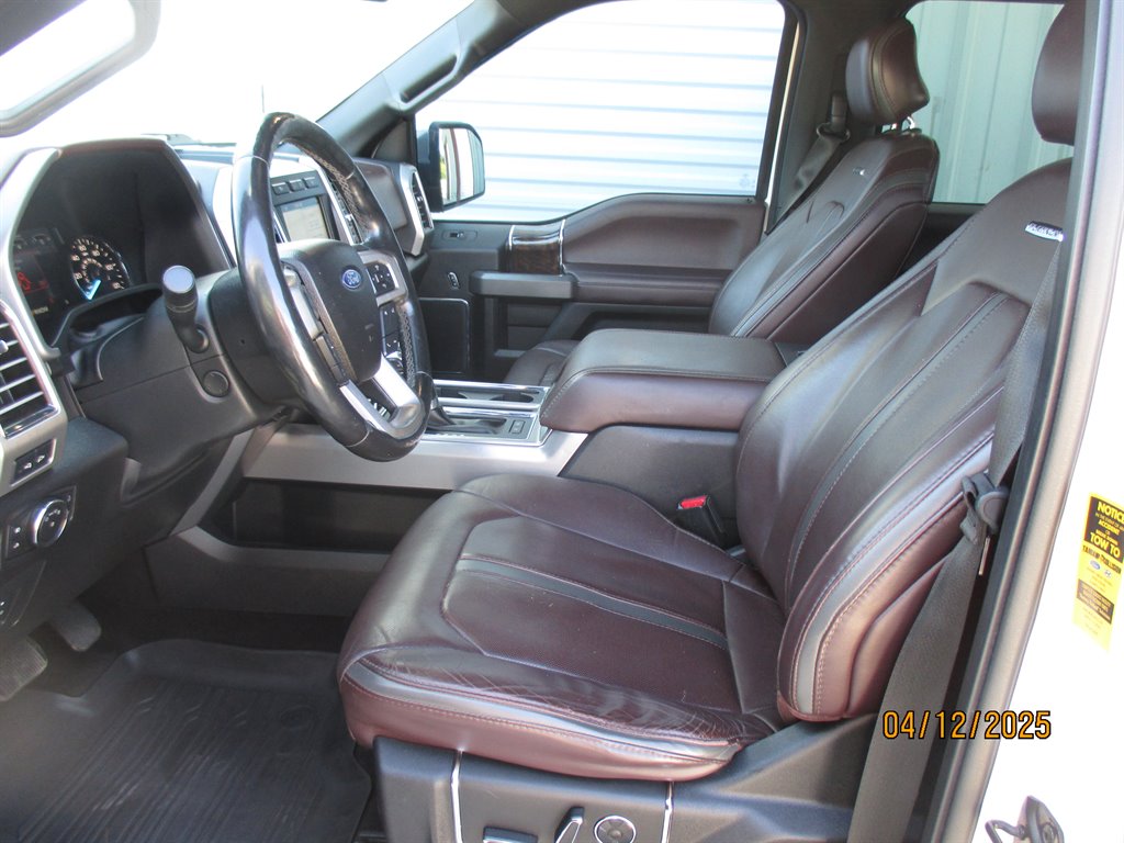 2017 Ford F150 Platinum photo