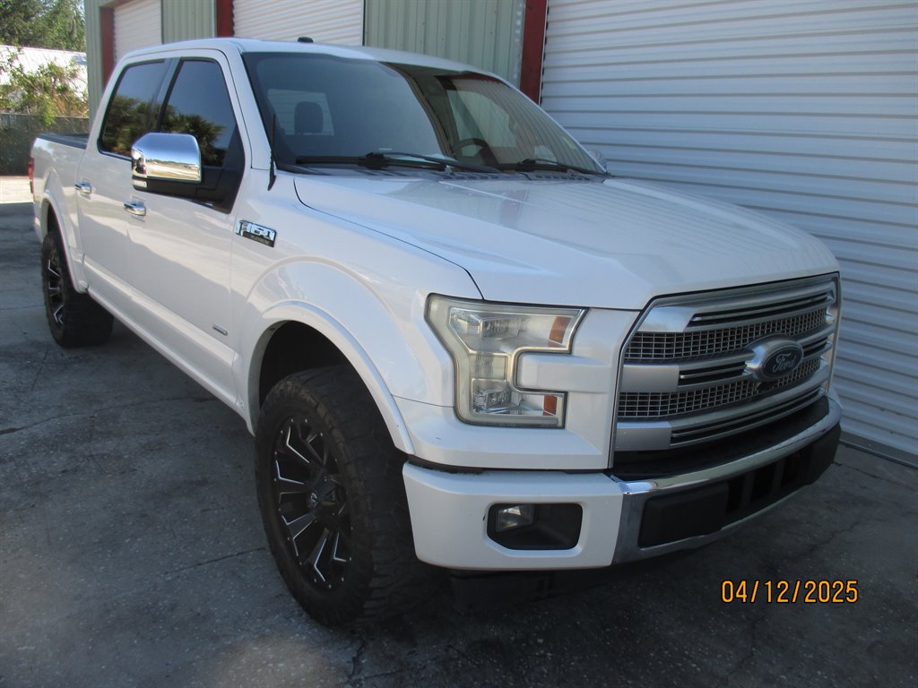 2017 Ford F150 Platinum photo