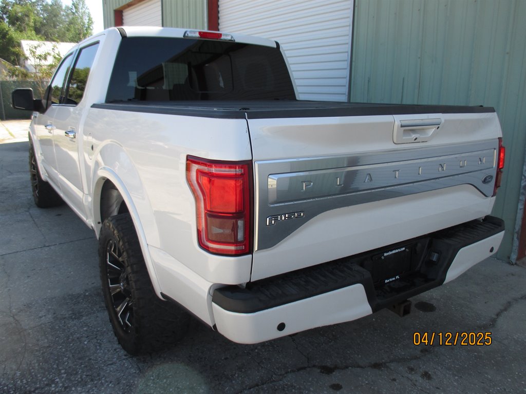 2017 Ford F150 Platinum photo