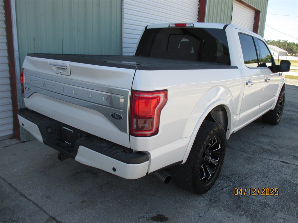 2017 Ford F150 Platinum photo