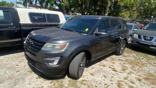 2016 Ford Explorer - $14,895