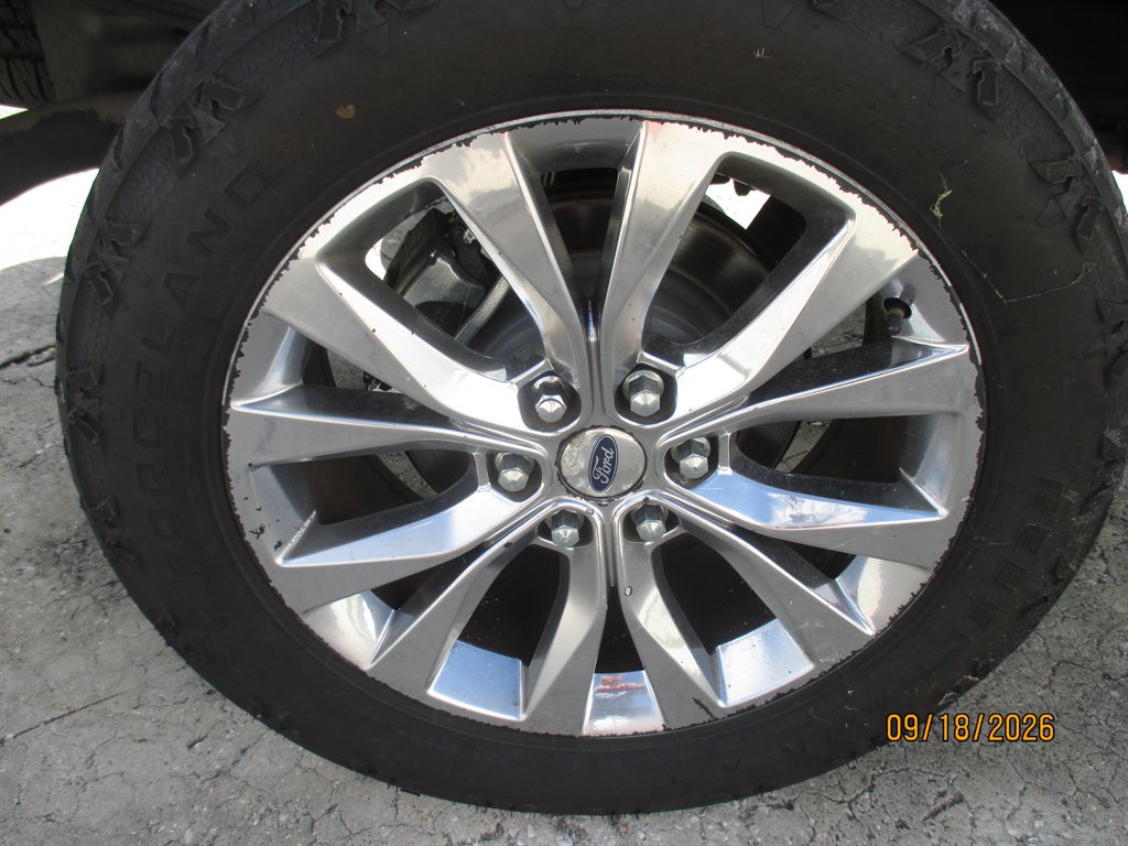 2016 Ford F-150 - $27,995