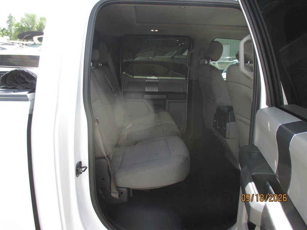 2016 Ford F-150 - $27,995