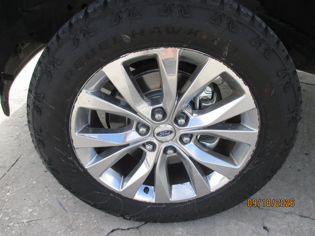 2016 Ford F-150 - $27,995