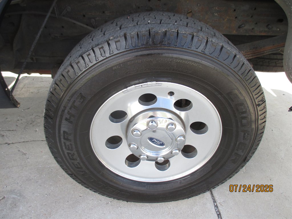 2006 Ford F-250 - $14,895
