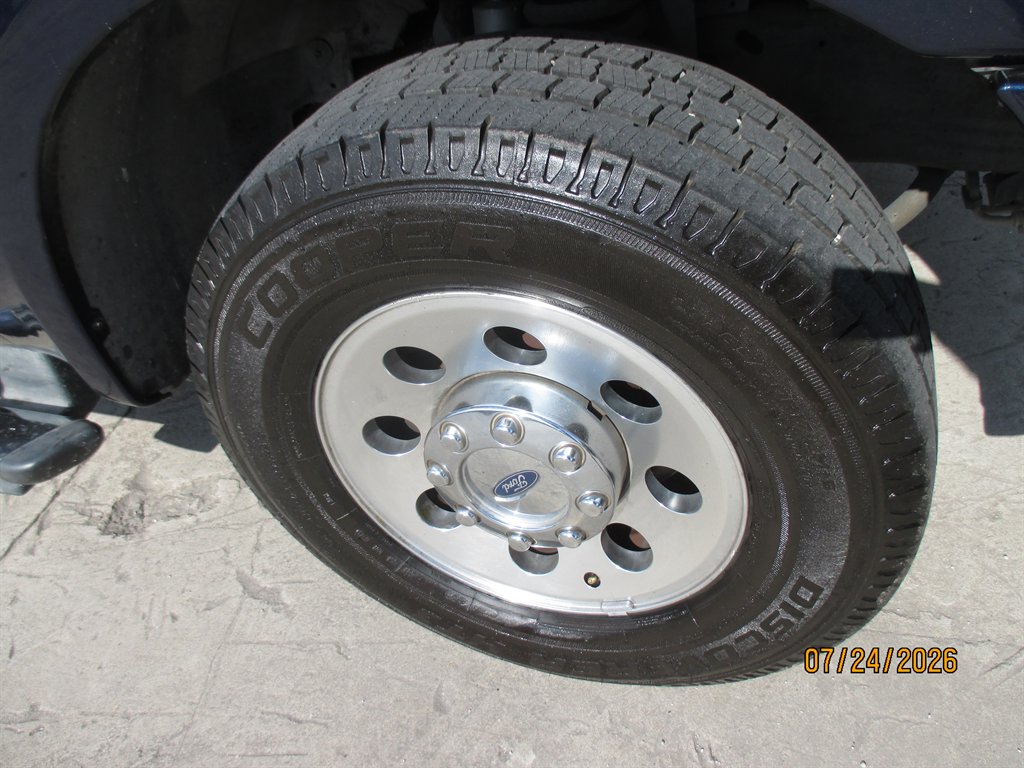 2006 Ford F-250 - $14,895