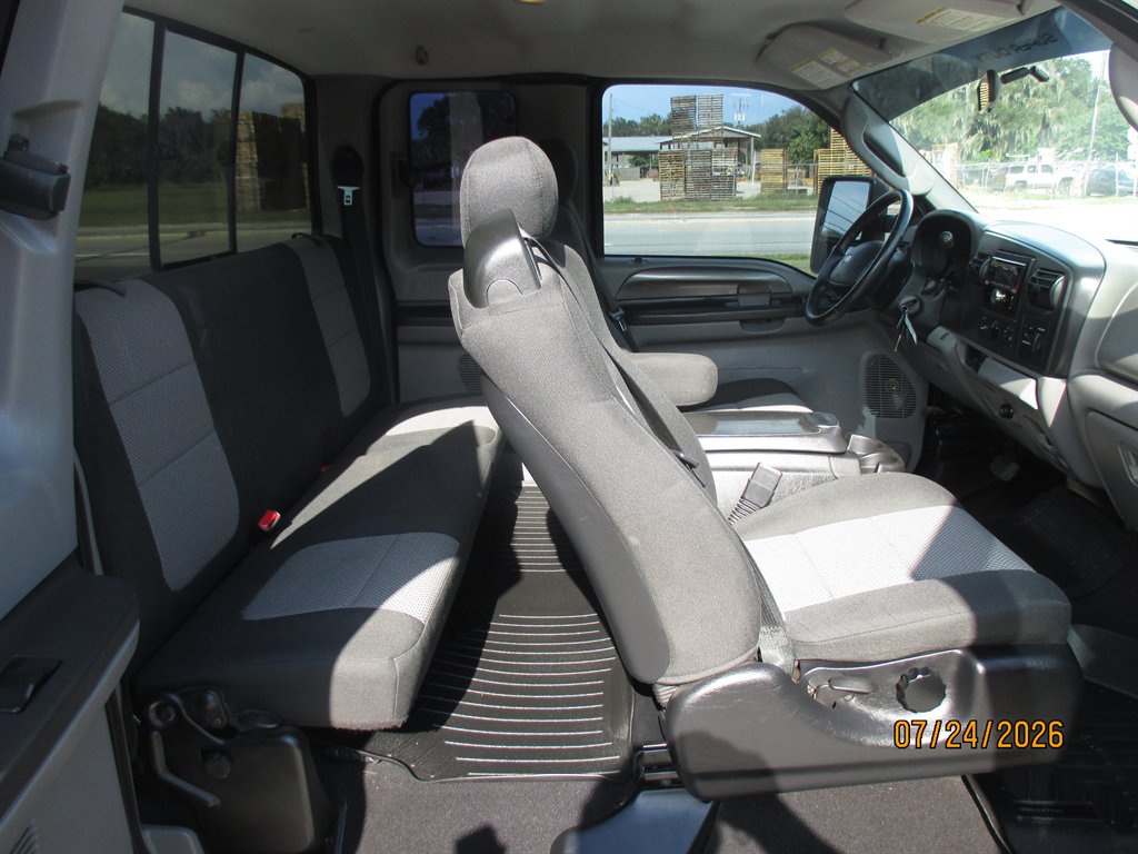 2006 Ford F-250 - $14,895