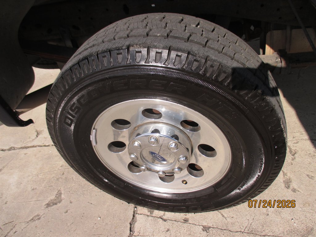 2006 Ford F-250 - $14,895