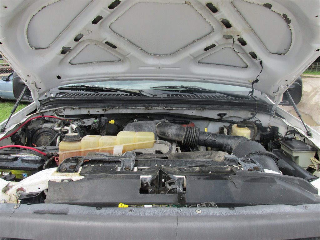 2004 Ford F-450 - $17,995