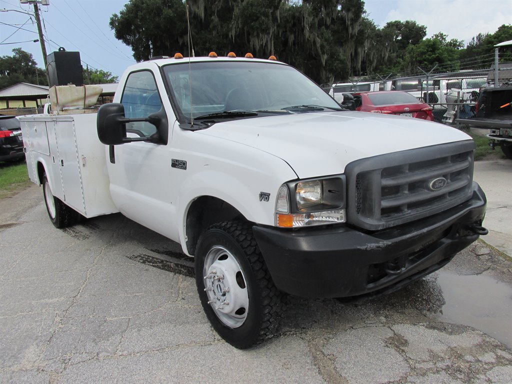 2004 Ford F-450 - $17,995