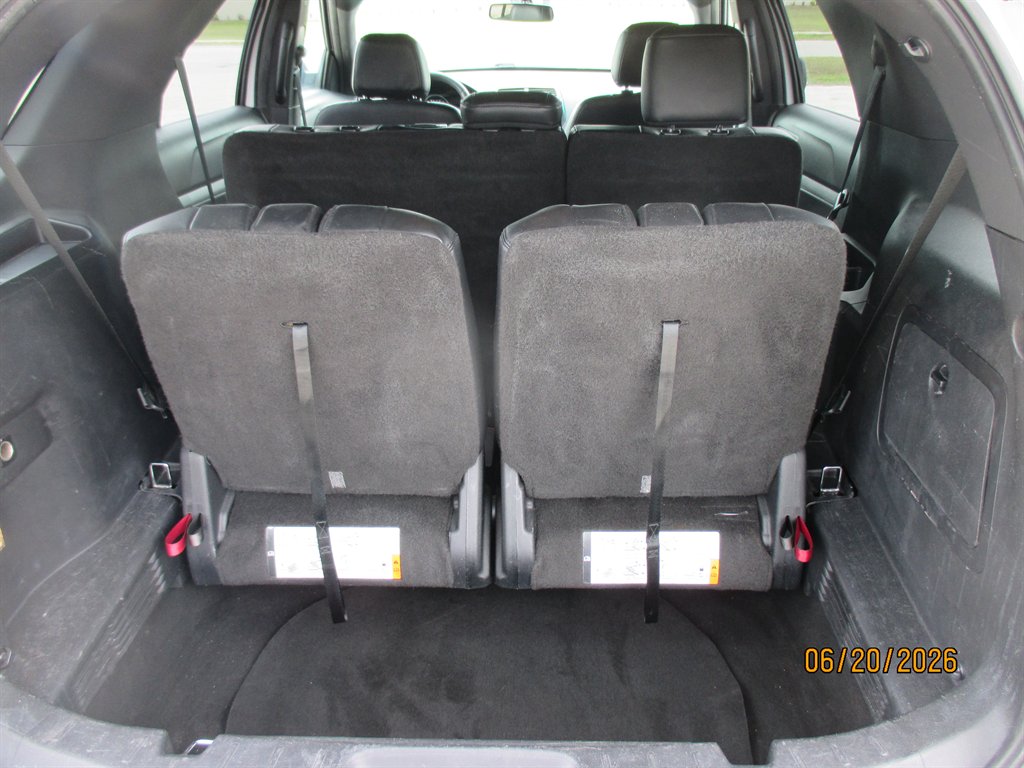 2016 Ford Explorer - $13,995