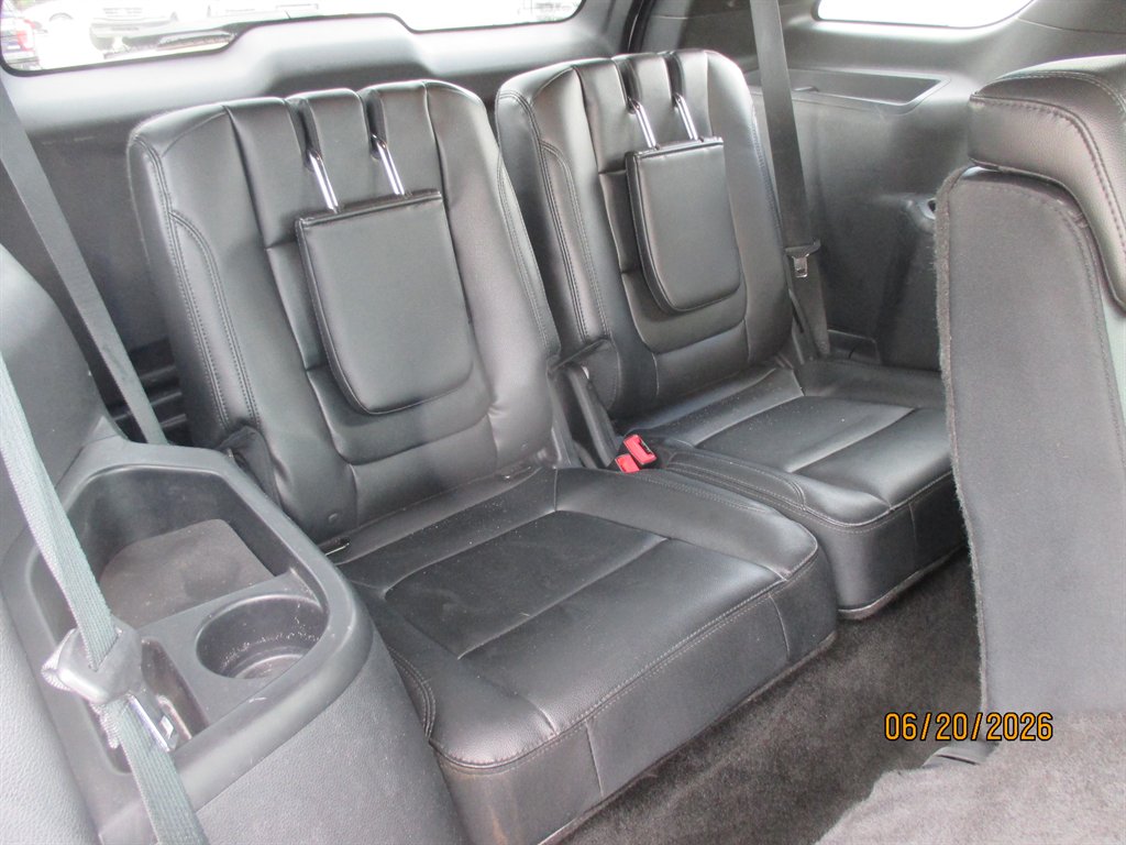 2016 Ford Explorer - $13,995