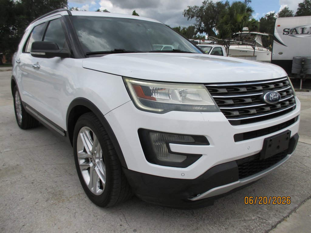 2016 Ford Explorer - $13,995